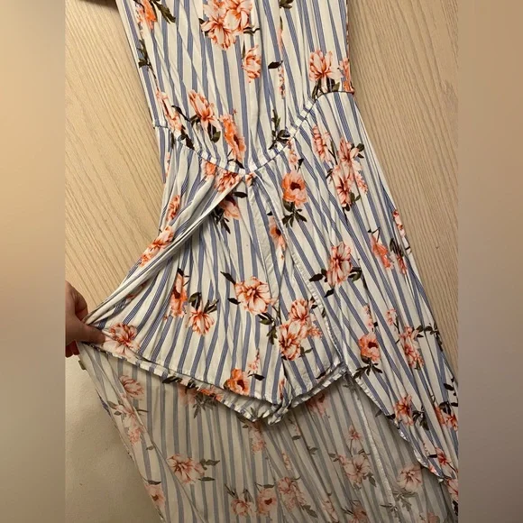 XL High Low Romper - White Floral Print with Light Blue Stripes - Picture 2 of 3